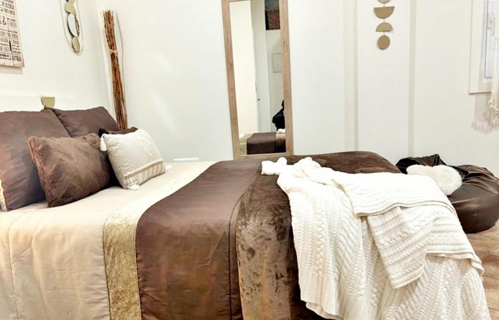 Holibai, Rulina , Single Private Ensuite, Байона Екстериор снимка